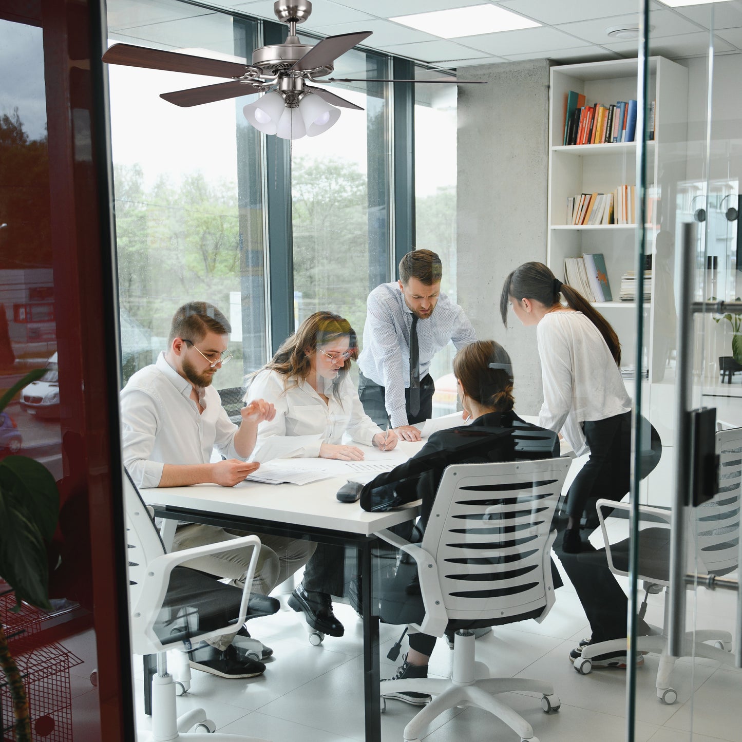 VENTILADOR DE TECHO C/LUZ, 52", 50W ZANZIBAR